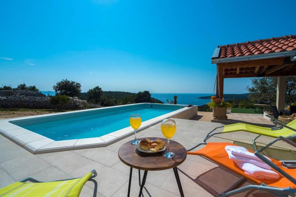 Isolated Paradise Adio Mare Milna  Exterior photo