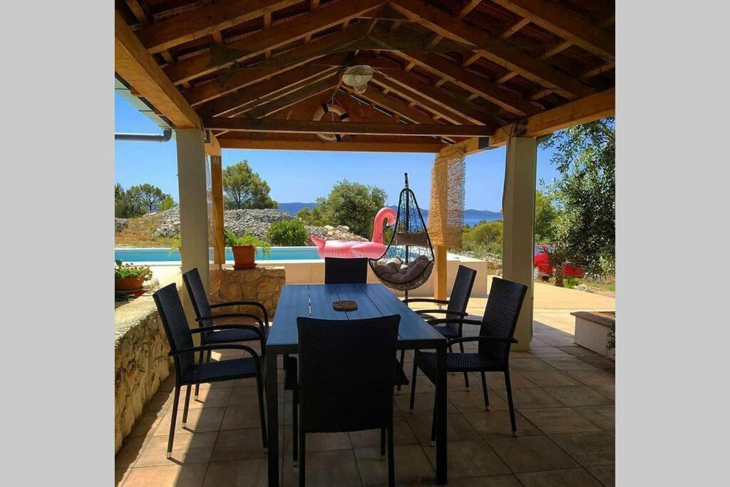Isolated Paradise Adio Mare Milna  Exterior photo
