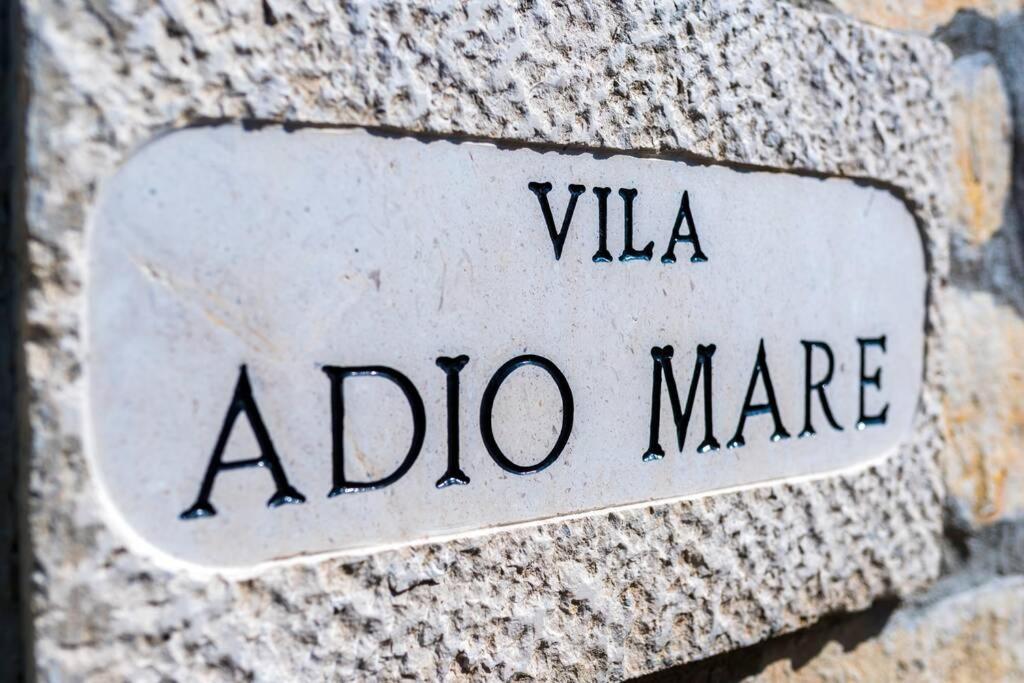 Isolated Paradise Adio Mare Milna  Exterior photo