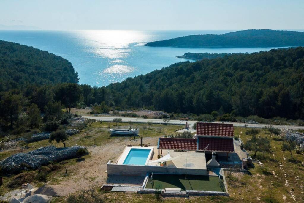Isolated Paradise Adio Mare Milna  Exterior photo